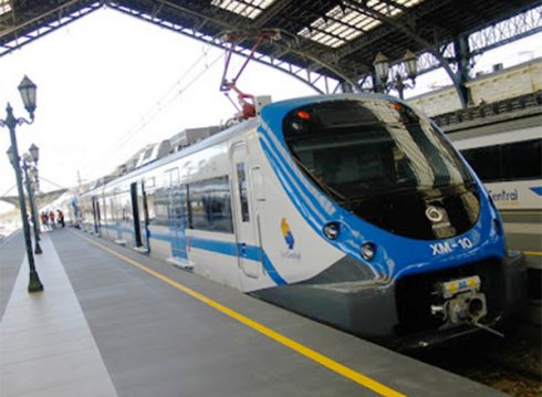 Metrotren Nos en estación